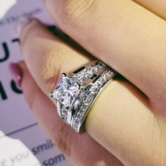 STERLING SILVER ENGAGEMENT RING SET - Picture 4 of 5